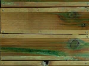 Lame de Terrasse Autoclave 24x145 mm en 2,50 m - Vert